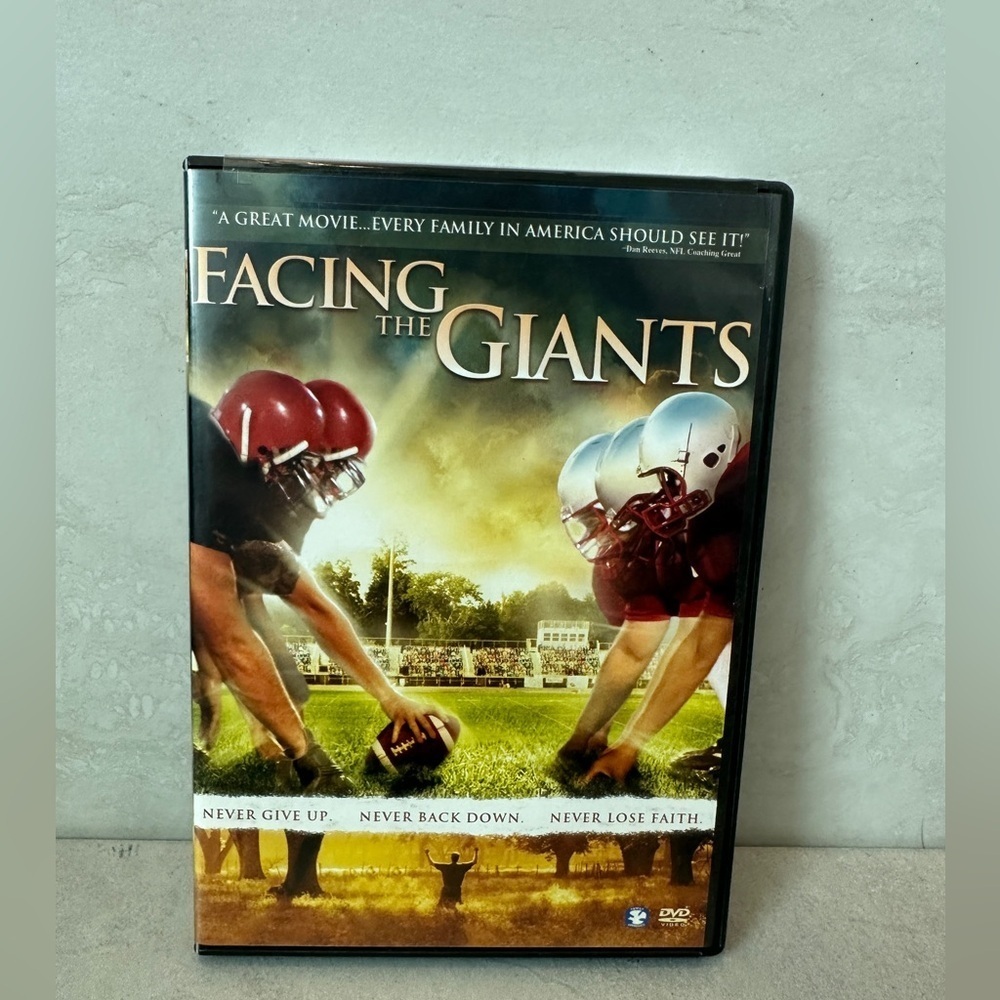 Facing the Giants (DVD) Pre Owned